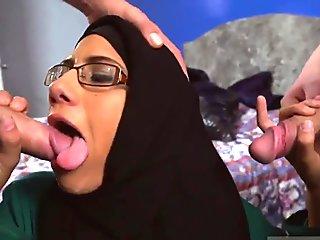 Tiffany Blake Retro Babe Blowjob Service