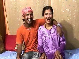 Cockriding teen pleasures her new stepdad